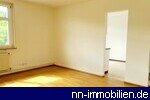 heller und freundlicher Wohnbereich mit Zugang zur Kche