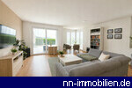 offener Wohnbereich mit Zugang zur Terrasse - Visualisierung / KI-generiertes Bild, Abweichungen m�glich