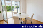 Wohnbereich mit Zugang zur Terrasse - Visualisierung / KI-generiertes Bild, Abweichungen m�glich