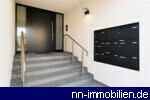 Repr�sentativer Eingangsbereich mit Video-Gegensprechanlage